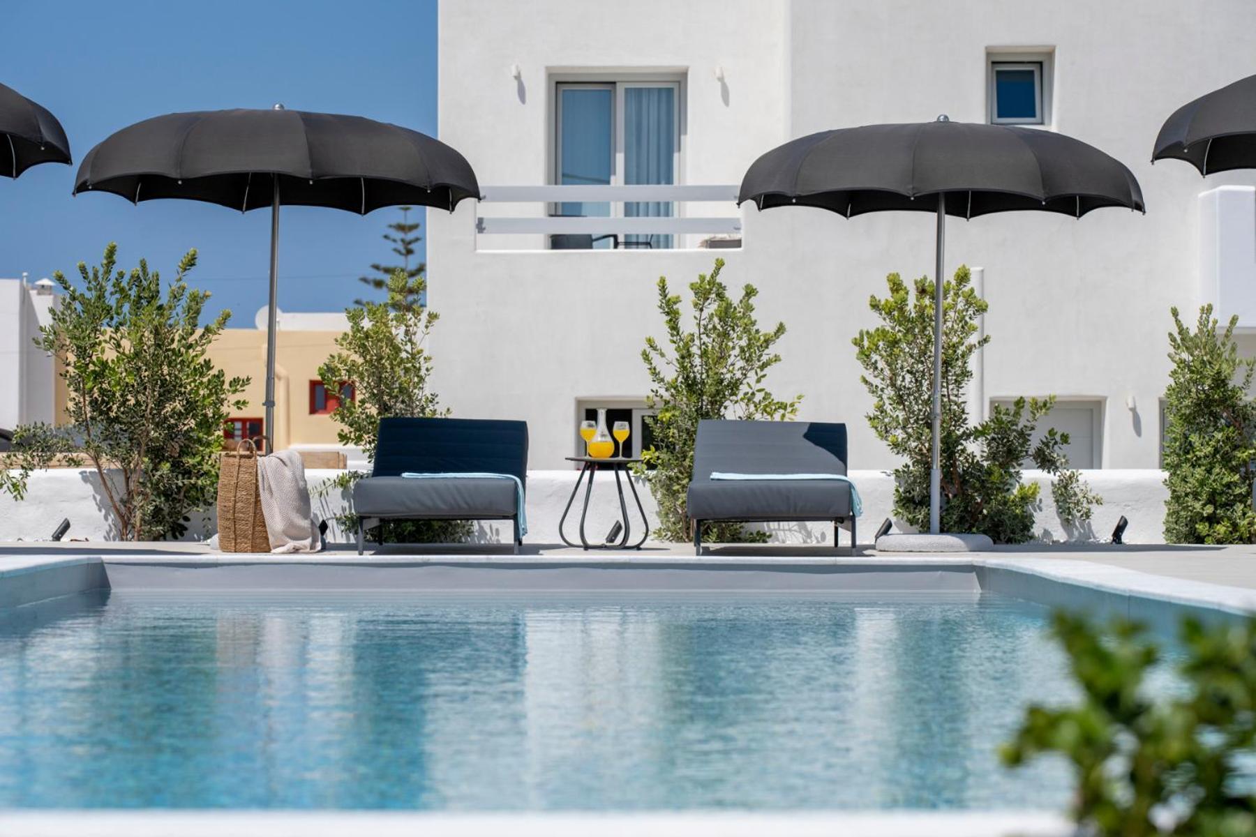 Quartano Suites By Heliessa, Adults Only Náousa Exterior photo