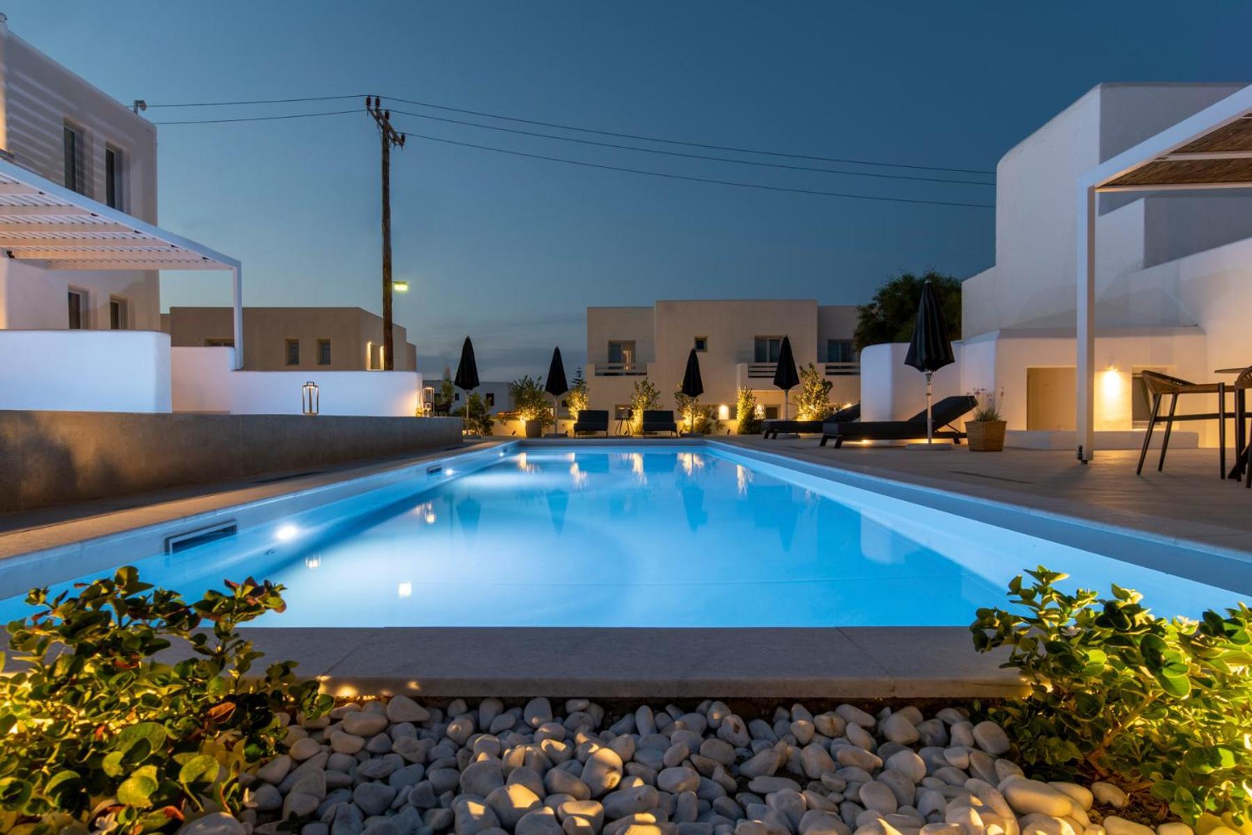 Quartano Suites By Heliessa, Adults Only Náousa Exterior photo