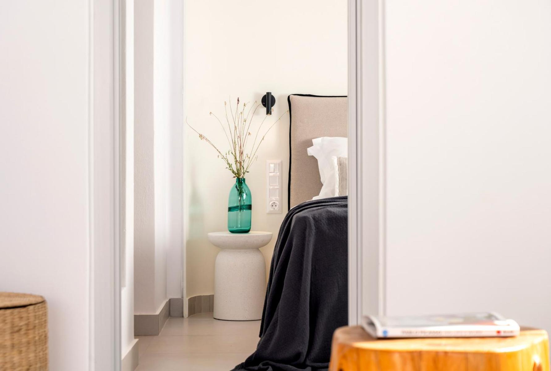 Quartano Suites By Heliessa, Adults Only Náousa Exterior photo